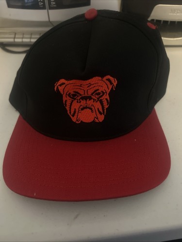 Vintage 90s red - vintage, logo